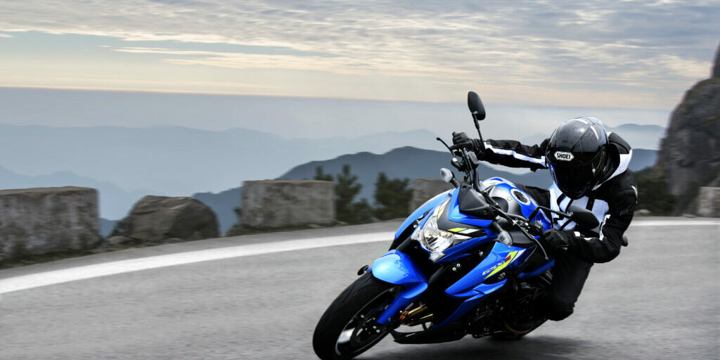 Suzuki-GSX-S1000-2020-007