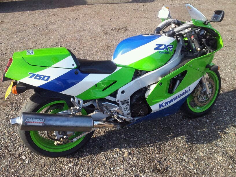 HISTORIA KAWASAKI ZXR750 Y ZX7 DE LA MITICA KAWASAKI ZXR – Directomotor