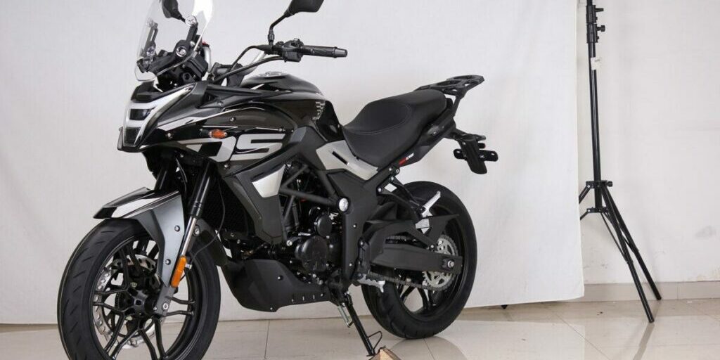 Voge-300DS-2021-21-1200×800