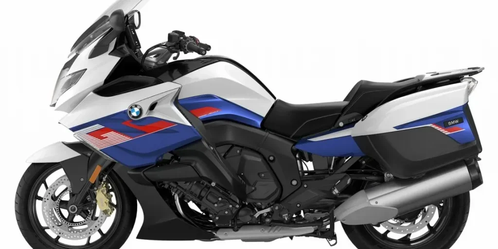 aaa K1600